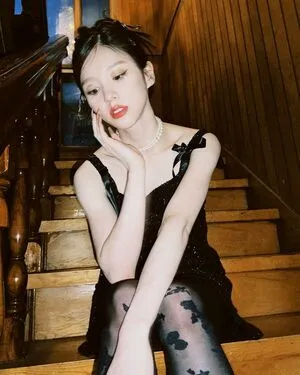 Heejin OnlyFans Leaked Free Thumbnail Picture - #xPqC33y5PU