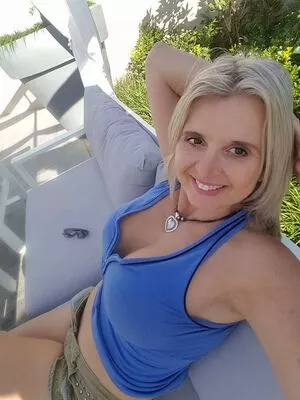 Helen Eleni Thumbnail Picture