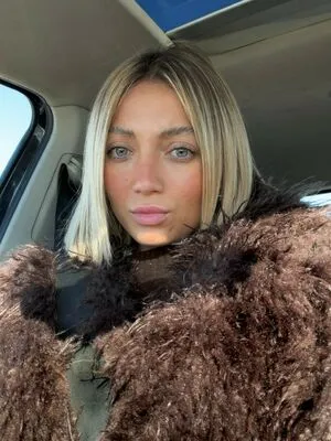 Hello Iris OnlyFans Leaked Free Thumbnail Picture - #0CaHr8AI7H