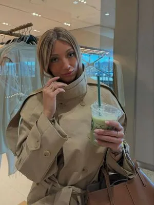 Hello Iris OnlyFans Leaked Free Thumbnail Picture - #8GksusgQry