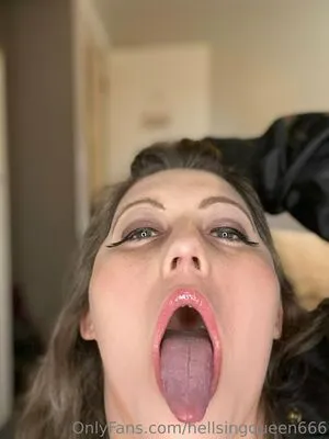 Hellsingqueen666 OnlyFans Leaked Free Thumbnail Picture - #NVnUNleFRh