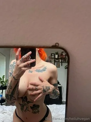 Helluhvegan OnlyFans Leaked Free Thumbnail Picture - #kAaLGvoUYa