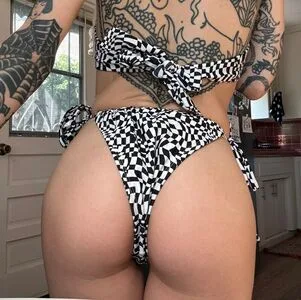 Helluhvegan OnlyFans Leaked Free Thumbnail Picture - #lvzyEeM0Ji