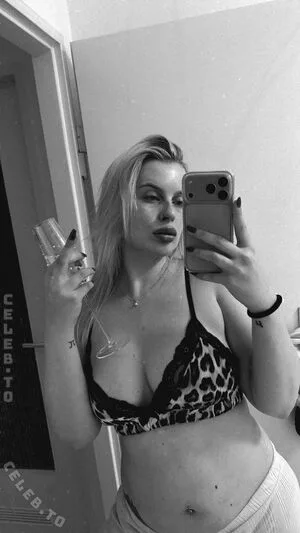 Hellybunny OnlyFans Leaked Free Thumbnail Picture - #ETeMOXSwBE