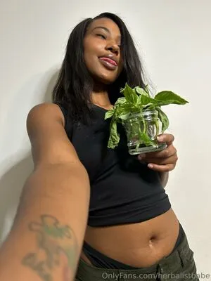 Herbalistbabe OnlyFans Leaked Free Thumbnail Picture - #evcnJEm6Bf