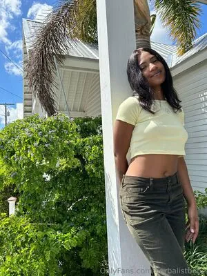 Herbalistbabe OnlyFans Leaked Free Thumbnail Picture - #kArM2ABOS5
