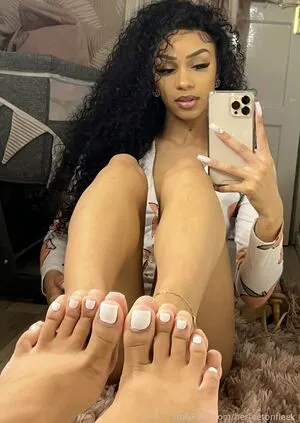 Herfeetonfleek OnlyFans Leaked Free Thumbnail Picture - #amlEX89EBH