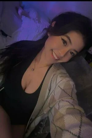 Heyitzmiks OnlyFans Leaked Free Thumbnail Picture - #5wDK3nwF0M