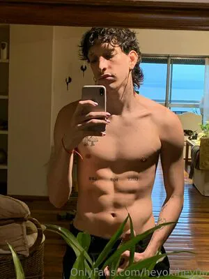 Heyokihey00 OnlyFans Leaked Free Thumbnail Picture - #5bLC0CVvH4