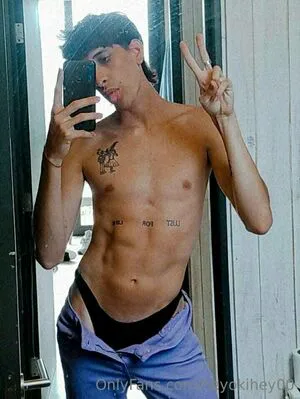 Heyokihey00 OnlyFans Leaked Free Thumbnail Picture - #9SeHrsmem7