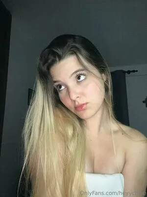 Heyychloe OnlyFans Leaked Free Thumbnail Picture - #BHHA1KFs2s