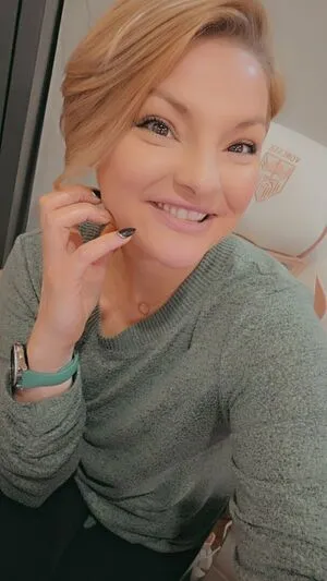 Highinheels OnlyFans Leaked Free Thumbnail Picture - #N7DI4cp3cV