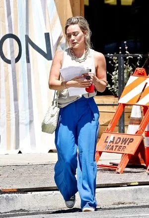 Hilary Duff OnlyFans Leaked Free Thumbnail Picture - #yoClSW8mCU