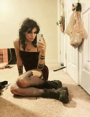 Hillbillygothic OnlyFans Leaked Free Thumbnail Picture - #k7z9DxD2ss