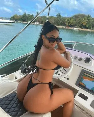 Hispanic OnlyFans Leaked Free Thumbnail Picture - #mCubmW71e6