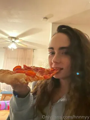 Hnnnyy Thumbnail Picture