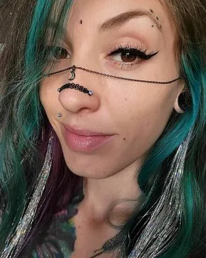 Hollyborealis Thumbnail Picture