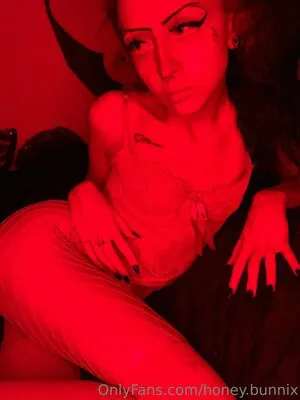 Honey Bunnix OnlyFans Leaked Free Thumbnail Picture - #MP5LaycDIs