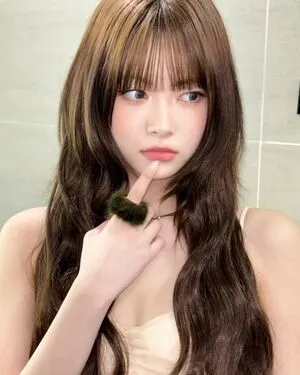 Hong Eunchae OnlyFans Leaked Free Thumbnail Picture - #IF5YmpCnsu