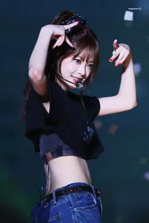 Hong Eunchae OnlyFans Leaked Free Thumbnail Picture - #3yxu1bojW0