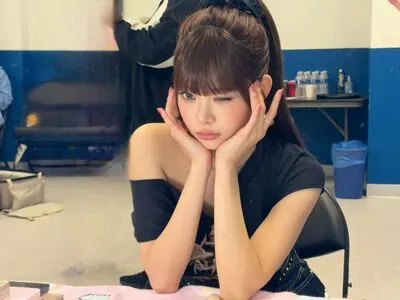Hong Eunchae OnlyFans Leaked Free Thumbnail Picture - #BtwiuBomLc