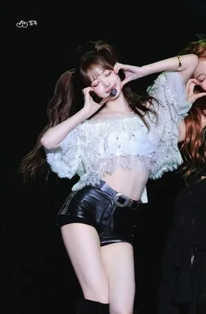 Hong Eunchae OnlyFans Leaked Free Thumbnail Picture - #xAjkLQx7Z9