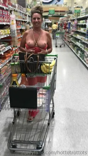 Hottotrottots OnlyFans Leaked Free Thumbnail Picture - #IVMml6DpTk