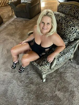 Hotwifecandyfree OnlyFans Leaked Free Thumbnail Picture - #dbvLicCLCW