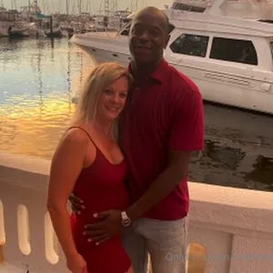 Hotwifeholly71 Thumbnail Picture