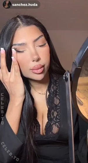 Houda Sanchez OnlyFans Leaked Free Thumbnail Picture - #2Wptvtxix5