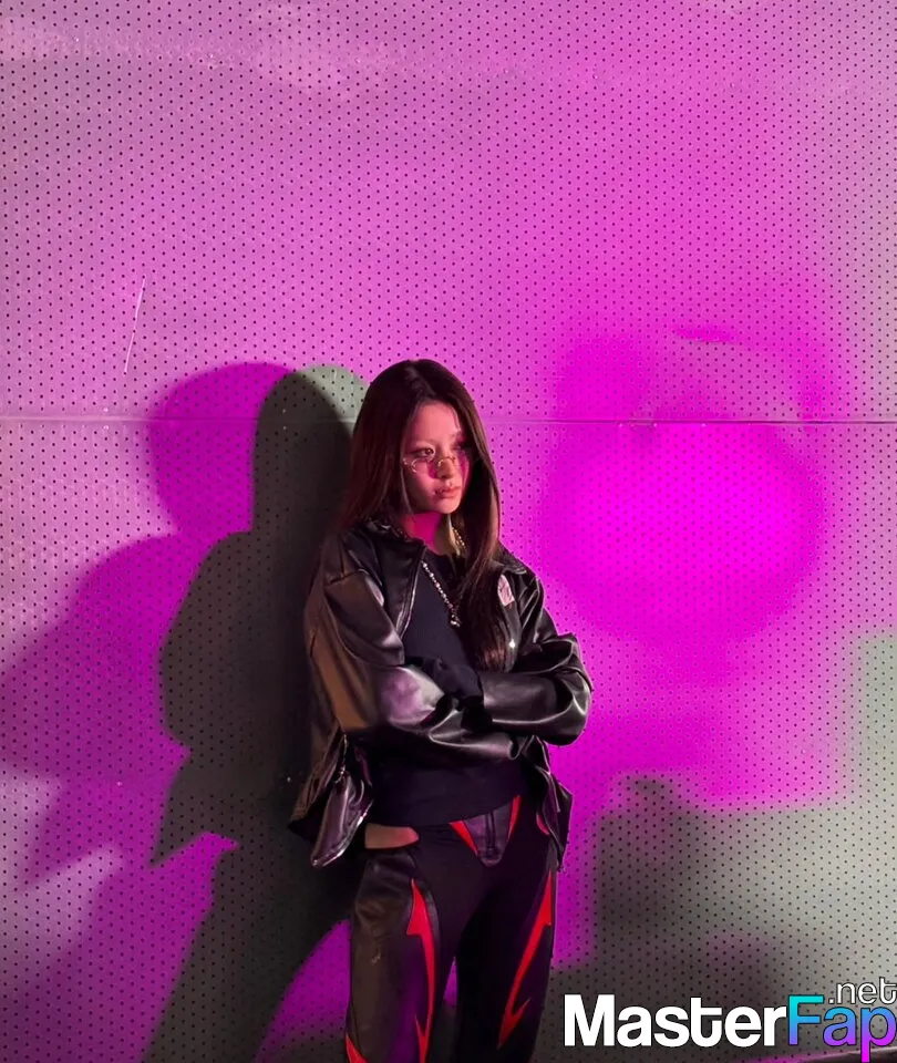 Huh Yunjin 1 OnlyFans Leak Picture - #jyuE7IaSYc.