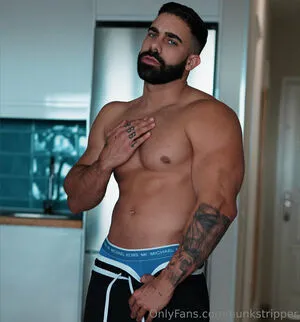 Hunkstripper OnlyFans Leaked Free Thumbnail Picture - #e9E16Cco40