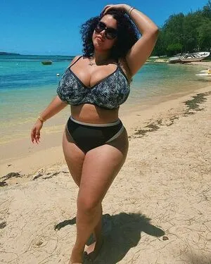Hunny Mims Thumbnail Picture