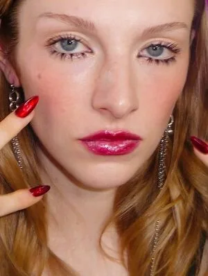 Hunter Schafer OnlyFans Leaked Free Thumbnail Picture - #Lddax0qnuZ