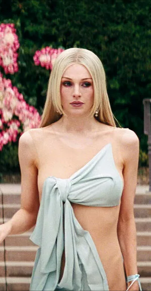 Hunter Schafer OnlyFans Leaked Free Thumbnail Picture - #wG3VGPP2PW