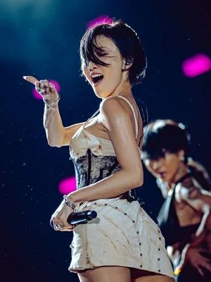 Hwasa OnlyFans Leaked Free Thumbnail Picture - #lxcVC3JfJ0