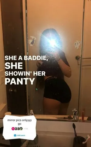 Iam Vee OnlyFans Leaked Free Thumbnail Picture - #qaTKrus6Nm