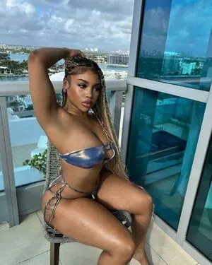 Iamskylarmarie Thumbnail Picture