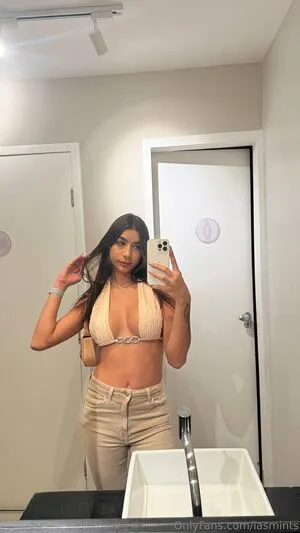Iasmints OnlyFans Leaked Free Thumbnail Picture - #0dOQSsYOto
