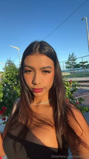 Iasmints OnlyFans Leaked Free Thumbnail Picture - #YsiryljMFZ