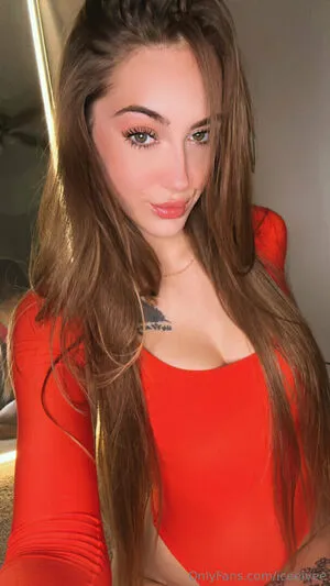 Iceeivee OnlyFans Leaked Free Thumbnail Picture - #meWzjtE7M2