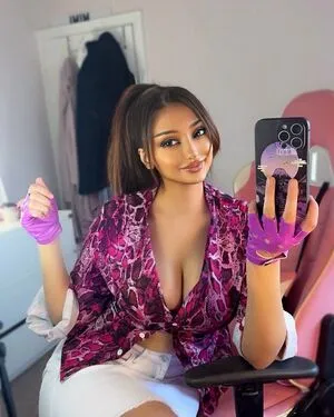 Iceymim OnlyFans Leaked Free Thumbnail Picture - #CJuU2fMR1l