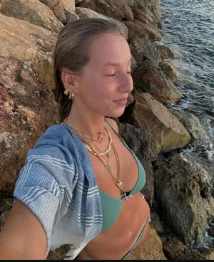 Ildikeila OnlyFans Leaked Free Thumbnail Picture - #9XqPdg77eD