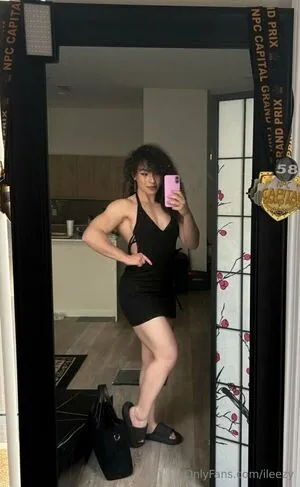 Ileezy OnlyFans Leaked Free Thumbnail Picture - #REbe4tFaXW