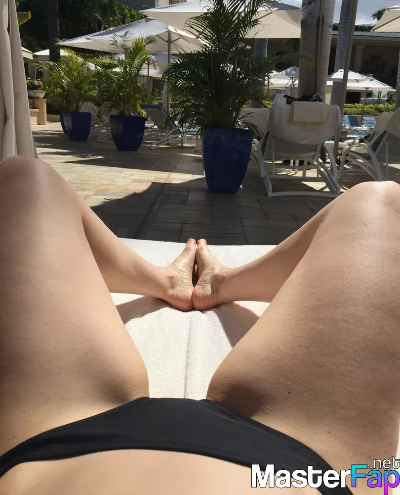 Iliza Shlesinger Nude OnlyFans Leak Picture UZSY8bJcGt | MasterFap.net