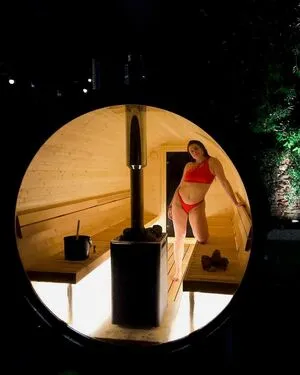 Ilona Maher Thumbnail Picture