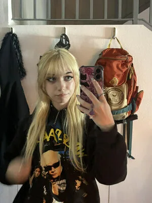 Iluvmeww OnlyFans Leaked Free Thumbnail Picture - #FKo4Rzhgrp