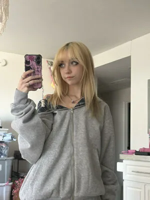 Iluvmeww OnlyFans Leaked Free Thumbnail Picture - #GTfmZX8U8Q