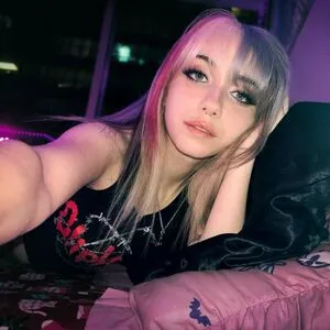 Iluvmeww OnlyFans Leaked Free Thumbnail Picture - #InClT0daUD