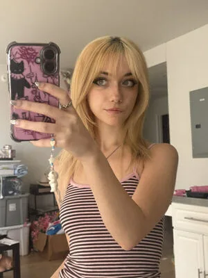 Iluvmeww OnlyFans Leaked Free Thumbnail Picture - #cov5dTFRGs